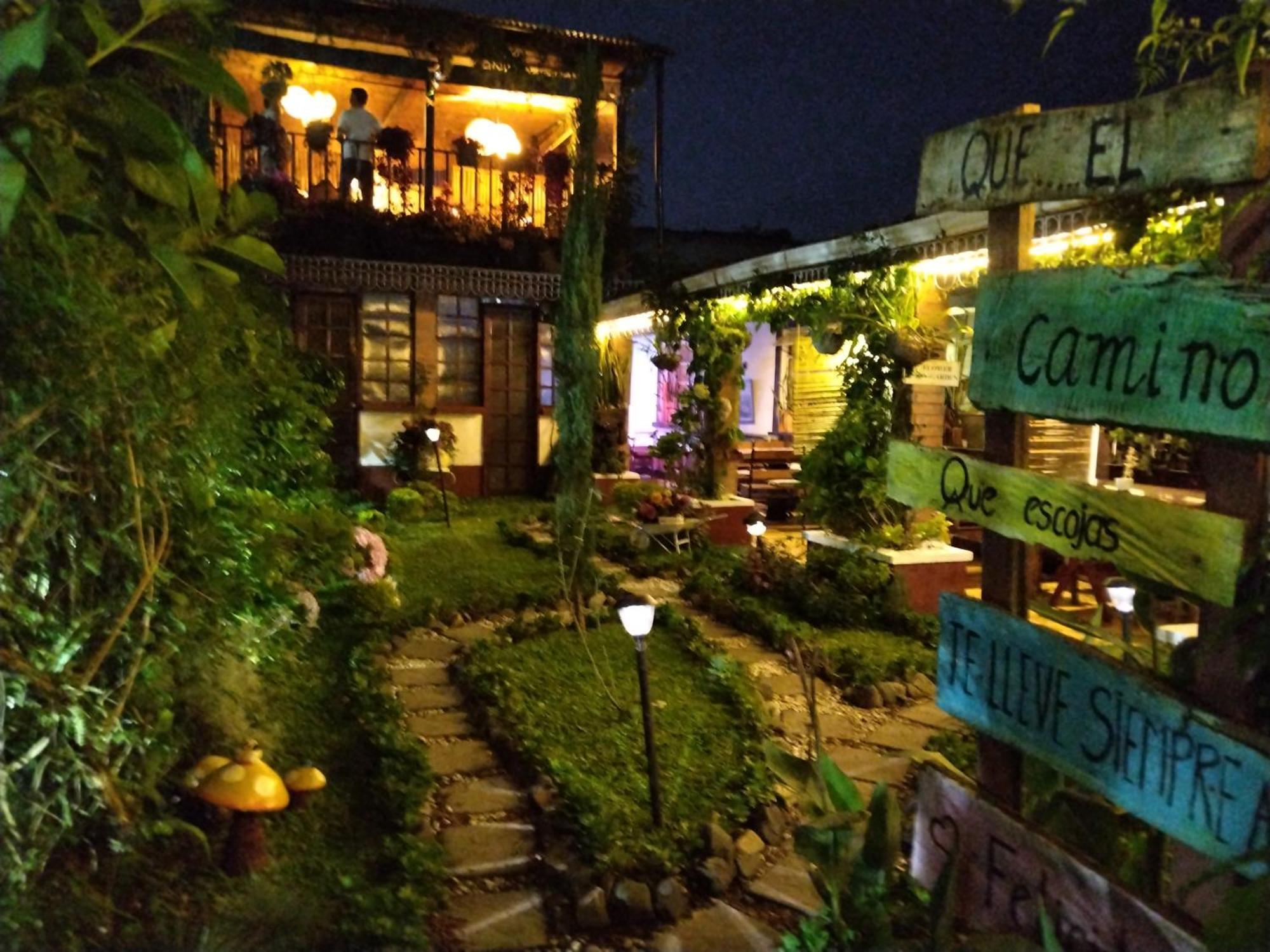 Hotel Casa Chapultepec Coban Ngoại thất bức ảnh
